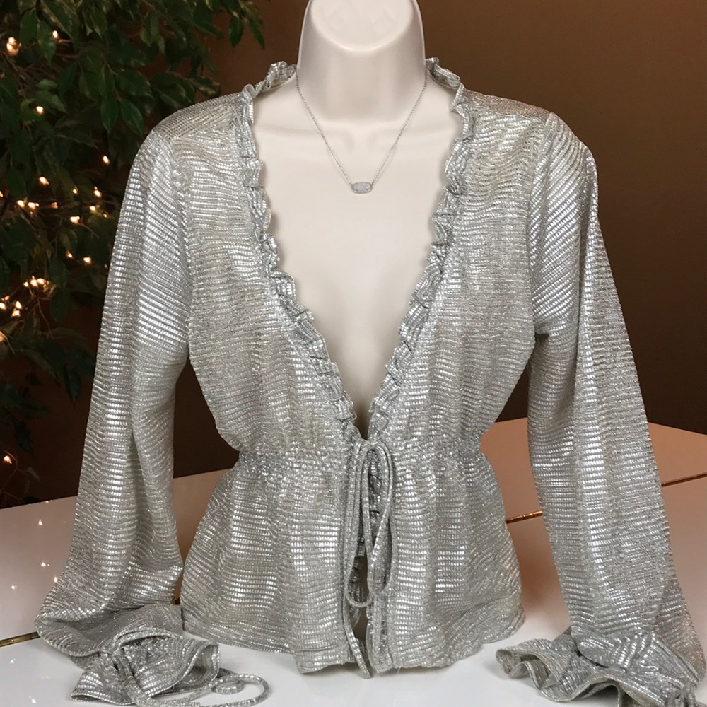 NWT LINE + DOT SPARKLY SILVER & BEIGE SWEATER SZ M